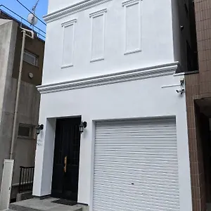 Apartment Roppongi, Tokyo